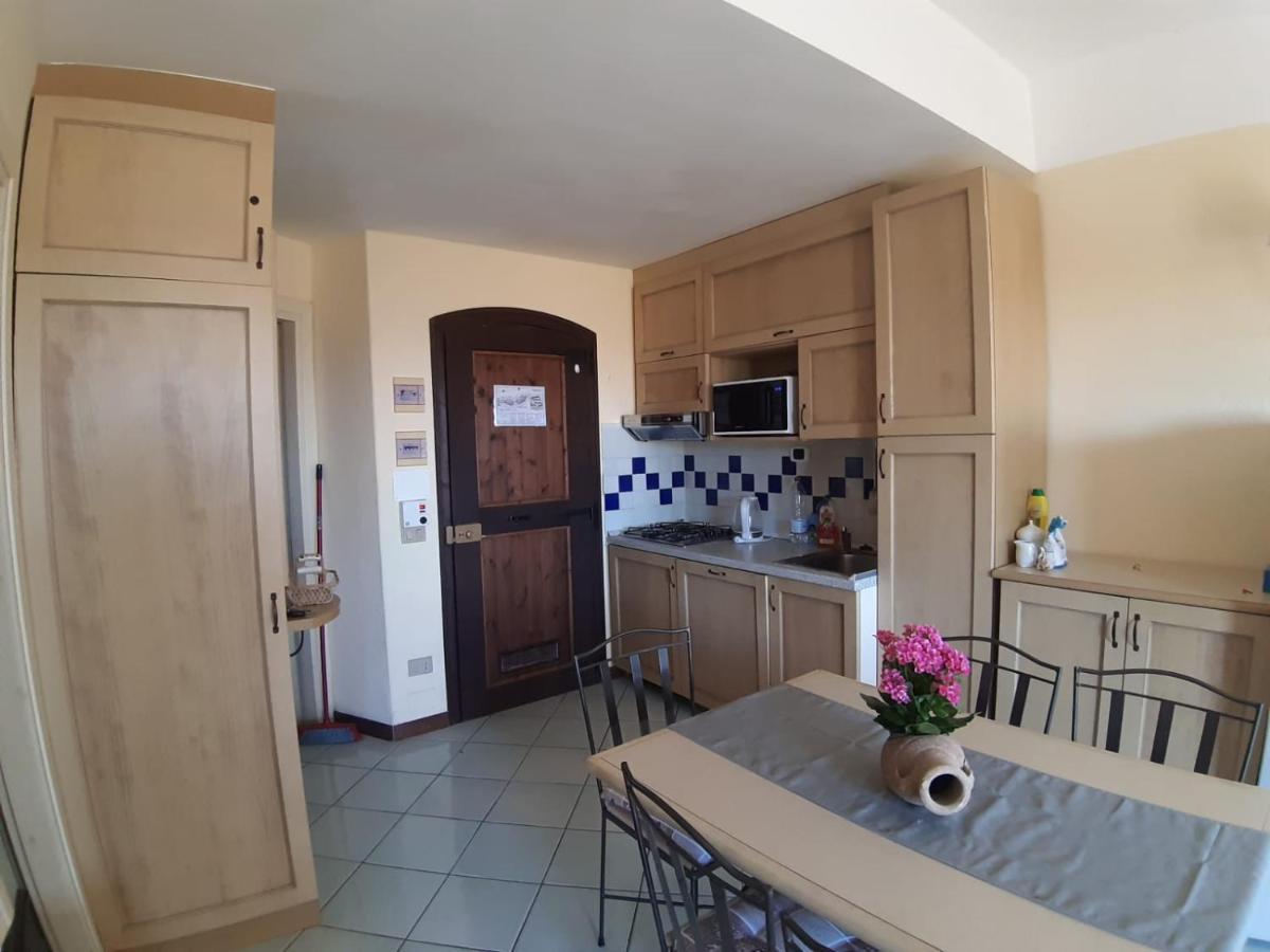 Appartamento Panoramico Calarossa Sardegna Isola Rossa Bagian luar foto