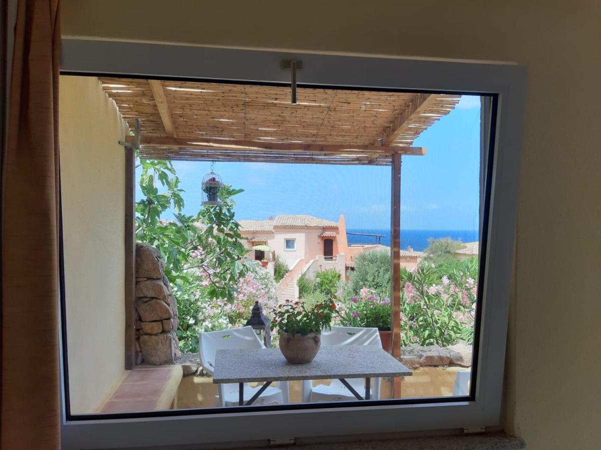 Appartamento Panoramico Calarossa Sardegna Isola Rossa Bagian luar foto